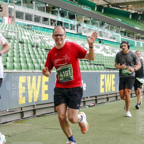 13.09.2026 - 21. swb-Marathon Bremen Michael Burmester http://msf.ph/oto/10468499 13.09.2026 12:57:40 Laufen im Stadion 141, 334, 431, 511, 672, 769, 776, 789, 790, 857, 876, 909, 948, 1010, 1119, 1130, 1191, 1199, 1254, 1281, 1535, 1601, 1642, 1647, 1752, 1809, 1881, 1900, 1931, 1933, 1972, 2001, 2040, 2046, 2051, 2075, 2324, 2343, 2371, 2397, 2402, 2423, 2425, 2473, 2493, 2634, 2640, 2671, 2761, 2812, 2903, 2904, 3051, 3078, 3138, 3148, 3182, 3186, 3202, 3319, 3338, 3450, 3458, 3514, 3534, 3560, 3634, 3655, 3685, 3690, 3695, 3760, 3813, 3866, 3933, 3939, 4101, 4316, 4319 meine-sportfotos.de