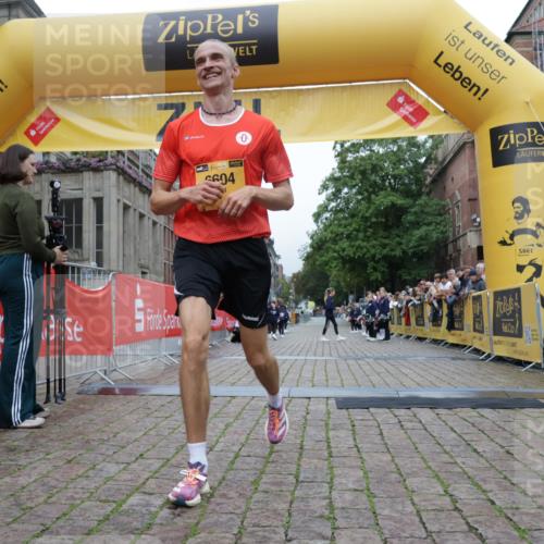13.09.2026 - Kiel Lauf Yannick Fuchs http://msf.ph/oto/10468554 13.09.2026 10:19:02 Ziel 2539, 6604 meine-sportfotos.de