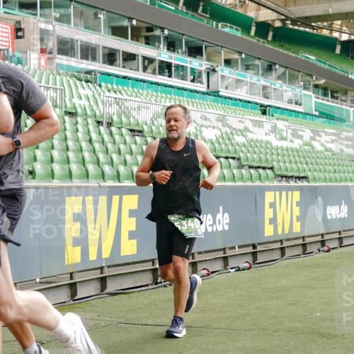 13.09.2026 - 21. swb-Marathon Bremen Michael Burmester http://msf.ph/oto/10468599 13.09.2026 12:57:42 Laufen im Stadion 141, 148, 334, 431, 511, 672, 769, 776, 789, 790, 857, 876, 909, 948, 1010, 1119, 1130, 1191, 1199, 1254, 1281, 1535, 1601, 1642, 1647, 1752, 1809, 1881, 1900, 1931, 1933, 1972, 2001, 2040, 2046, 2051, 2075, 2324, 2343, 2371, 2397, 2402, 2423, 2425, 2473, 2493, 2634, 2640, 2671, 2761, 2771, 2812, 2903, 2904, 3051, 3078, 3138, 3148, 3182, 3186, 3319, 3338, 3450, 3458, 3514, 3534, 3560, 3634, 3655, 3685, 3690, 3695, 3760, 3813, 3866, 3933, 3939, 4101, 4316, 4319 meine-sportfotos.de