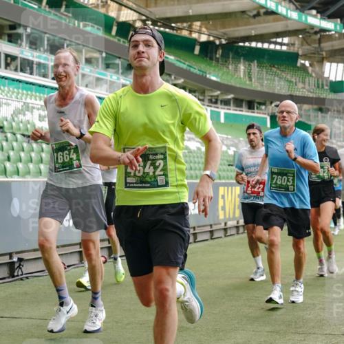 13.09.2026 - 21. swb-Marathon Bremen Michael Burmester http://msf.ph/oto/10468746 13.09.2026 12:57:45 Laufen im Stadion 141, 148, 334, 431, 511, 672, 769, 776, 789, 790, 857, 876, 909, 948, 1010, 1119, 1130, 1191, 1199, 1254, 1281, 1535, 1601, 1642, 1647, 1752, 1809, 1881, 1900, 1931, 1933, 1972, 2001, 2040, 2046, 2051, 2075, 2324, 2343, 2371, 2397, 2402, 2423, 2425, 2473, 2493, 2634, 2640, 2671, 2761, 2771, 2812, 2903, 2904, 3051, 3078, 3138, 3148, 3182, 3186, 3319, 3338, 3450, 3458, 3514, 3534, 3560, 3634, 3655, 3685, 3690, 3695, 3760, 3813, 3866, 3933, 3939, 4101, 4316, 4319 meine-sportfotos.de
