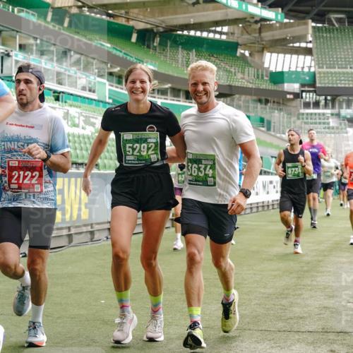 13.09.2026 - 21. swb-Marathon Bremen Michael Burmester http://msf.ph/oto/10468895 13.09.2026 12:57:47 Laufen im Stadion 141, 148, 334, 431, 511, 672, 769, 776, 789, 790, 857, 876, 909, 1010, 1119, 1130, 1191, 1199, 1254, 1281, 1535, 1601, 1642, 1647, 1752, 1809, 1881, 1900, 1931, 1933, 1972, 2040, 2046, 2051, 2075, 2324, 2343, 2371, 2397, 2402, 2423, 2425, 2473, 2493, 2634, 2640, 2671, 2761, 2771, 2807, 2812, 2903, 2904, 3051, 3078, 3138, 3148, 3182, 3186, 3319, 3338, 3450, 3458, 3514, 3534, 3560, 3634, 3655, 3685, 3690, 3695, 3760, 3813, 3866, 3933, 3939, 4101, 4316, 4319 meine-sportfotos.de