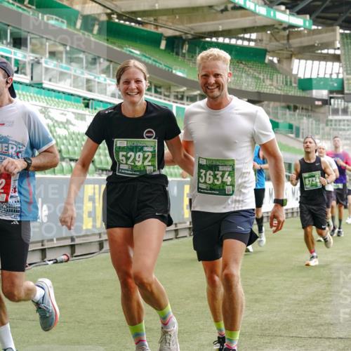 13.09.2026 - 21. swb-Marathon Bremen Michael Burmester http://msf.ph/oto/10468936 13.09.2026 12:57:47 Laufen im Stadion 141, 148, 334, 431, 511, 672, 769, 776, 789, 790, 857, 876, 909, 1010, 1119, 1130, 1191, 1199, 1254, 1281, 1535, 1601, 1642, 1647, 1752, 1809, 1881, 1900, 1931, 1933, 1972, 2040, 2046, 2051, 2075, 2324, 2343, 2371, 2397, 2402, 2423, 2425, 2473, 2493, 2634, 2640, 2671, 2761, 2771, 2807, 2812, 2903, 2904, 3051, 3078, 3138, 3148, 3182, 3186, 3319, 3338, 3450, 3458, 3514, 3534, 3560, 3634, 3655, 3685, 3690, 3695, 3760, 3813, 3866, 3933, 3939, 4101, 4316, 4319 meine-sportfotos.de