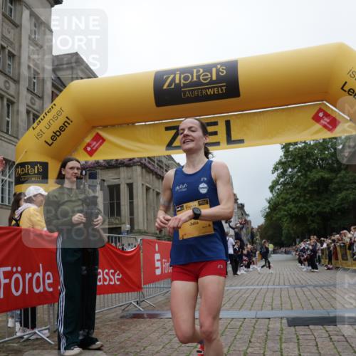 13.09.2026 - Kiel Lauf Yannick Fuchs http://msf.ph/oto/10469026 13.09.2026 10:21:06 Ziel 12149, 6049, 6584 meine-sportfotos.de