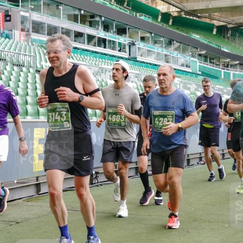 13.09.2026 - 21. swb-Marathon Bremen Michael Burmester http://msf.ph/oto/10469086 13.09.2026 13:13:58 Laufen im Stadion 183, 270, 278, 349, 460, 514, 576, 600, 631, 695, 702, 768, 933, 950, 956, 1005, 1008, 1143, 1286, 1392, 1408, 1426, 1573, 1596, 1641, 1818, 1819, 1991, 2005, 2024, 2035, 2079, 2233, 2264, 2314, 2387, 2412, 2439, 2457, 2461, 2478, 2494, 2505, 2521, 2540, 2564, 2612, 2665, 2684, 2693, 2765, 2773, 2792, 2816, 2829, 2838, 2860, 2884, 2887, 2895, 2921, 2963, 2972, 2975, 2978, 3016, 3111, 3209, 3253, 3277, 3293, 3304, 3313, 3378, 3405, 3428, 3434, 3653, 3661, 4080 meine-sportfotos.de