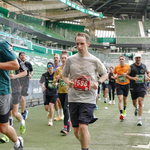 13.09.2026 - 21. swb-Marathon Bremen Michael Burmester http://msf.ph/oto/10469218 13.09.2026 13:13:59 Laufen im Stadion 183, 270, 278, 349, 460, 576, 600, 631, 695, 702, 768, 933, 950, 956, 1005, 1008, 1143, 1286, 1392, 1408, 1426, 1573, 1596, 1641, 1818, 1819, 1991, 2005, 2024, 2035, 2079, 2233, 2264, 2314, 2387, 2412, 2439, 2457, 2461, 2478, 2494, 2505, 2521, 2540, 2564, 2612, 2665, 2684, 2693, 2765, 2773, 2792, 2816, 2829, 2838, 2860, 2884, 2887, 2895, 2921, 2963, 2972, 2975, 2978, 3016, 3111, 3209, 3253, 3277, 3293, 3304, 3313, 3378, 3405, 3428, 3434, 3653, 3661, 4080 meine-sportfotos.de