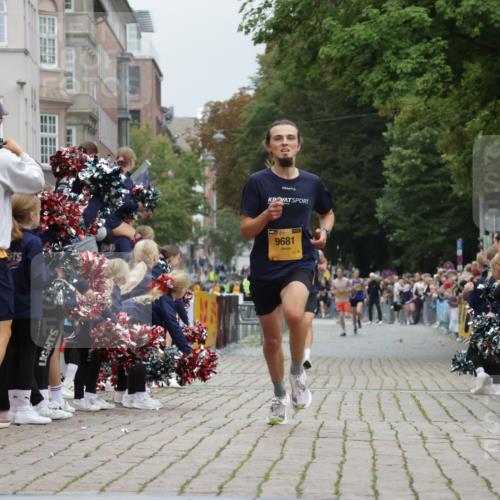 13.09.2026 - Kiel Lauf Yannick Fuchs http://msf.ph/oto/10469249 13.09.2026 10:22:22 Ziel 4621, 8240, 8708, 1987, 3732, 9681, 12148, 151, 5603, 3788, 9681 meine-sportfotos.de