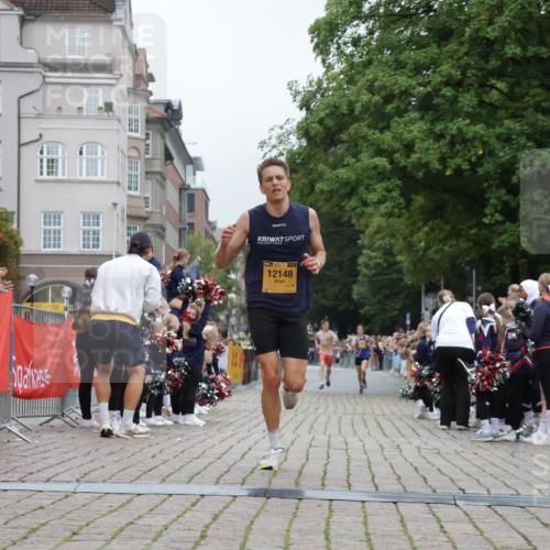 13.09.2026 - Kiel Lauf Yannick Fuchs http://msf.ph/oto/10469317 13.09.2026 10:22:28 Ziel 8240, 1987, 3732, 4621, 8708, 12148, 151, 5603, 9681, 12148 meine-sportfotos.de