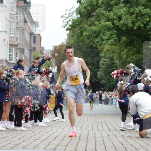13.09.2026 - Kiel Lauf Yannick Fuchs http://msf.ph/oto/10469665 13.09.2026 10:23:01 Ziel 9678, 151, 5326, 5603, 8240, 3465, 4645, 8809, 10568, 8240 meine-sportfotos.de