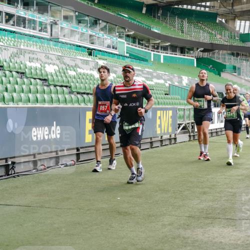 13.09.2026 - 21. swb-Marathon Bremen Michael Burmester http://msf.ph/oto/10469759 13.09.2026 12:58:03 Laufen im Stadion 141, 148, 334, 511, 672, 769, 776, 789, 790, 857, 909, 1010, 1119, 1191, 1199, 1254, 1281, 1535, 1601, 1642, 1647, 1752, 1809, 1881, 1900, 1931, 1933, 2046, 2051, 2075, 2324, 2343, 2367, 2371, 2397, 2402, 2423, 2425, 2493, 2634, 2640, 2671, 2761, 2771, 2807, 2903, 2904, 3021, 3051, 3078, 3120, 3138, 3148, 3182, 3186, 3319, 3338, 3435, 3450, 3458, 3514, 3534, 3560, 3634, 3655, 3685, 3690, 3695, 3760, 3813, 3866, 3933, 3939, 4101, 4316, 4319, 205 meine-sportfotos.de