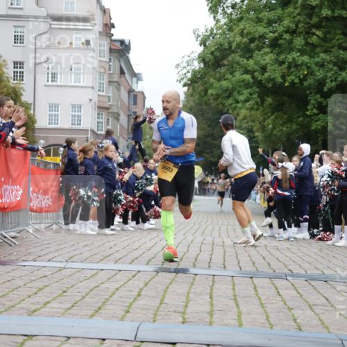 13.09.2026 - Kiel Lauf Yannick Fuchs http://msf.ph/oto/10469779 13.09.2026 10:23:13 Ziel 3465, 8809, 9678, 10568, 5326, 5603, 4645, 6302, 151, 5603 meine-sportfotos.de