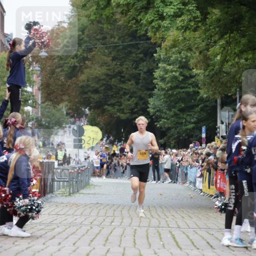 13.09.2026 - Kiel Lauf Yannick Fuchs http://msf.ph/oto/10469838 13.09.2026 10:23:18 Ziel 3465, 4645, 8809, 10568, 5326, 9678, 716, 2937, 6302, 5603 meine-sportfotos.de
