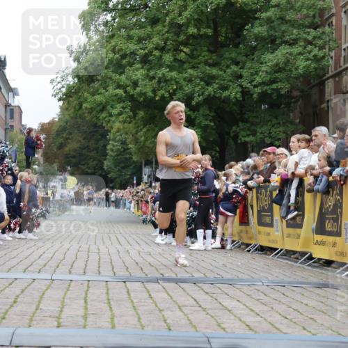 13.09.2026 - Kiel Lauf Yannick Fuchs http://msf.ph/oto/10469874 13.09.2026 10:23:24 Ziel 3465, 4645, 6302, 5326, 8809, 9678, 10568, 716, 2937, 5326 meine-sportfotos.de