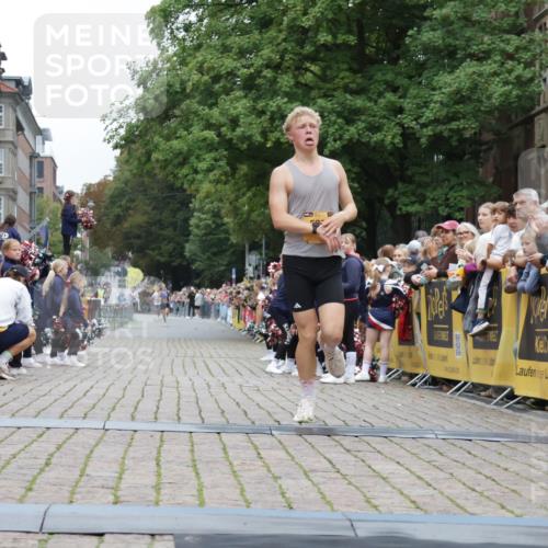 13.09.2026 - Kiel Lauf Yannick Fuchs http://msf.ph/oto/10469894 13.09.2026 10:23:24 Ziel 3465, 4645, 6302, 5326, 8809, 9678, 10568, 716, 2937, 5326 meine-sportfotos.de