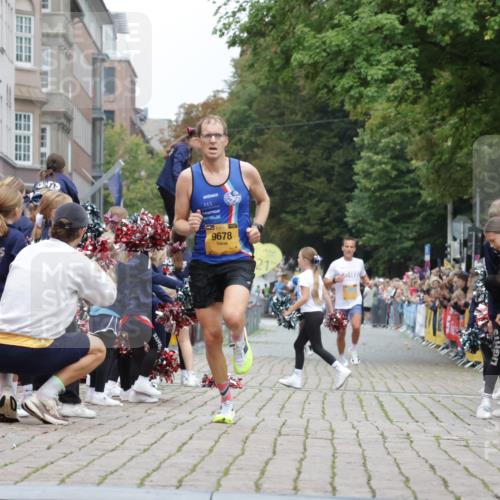 13.09.2026 - Kiel Lauf Yannick Fuchs http://msf.ph/oto/10469908 13.09.2026 10:23:37 Ziel 716, 2937, 3465, 4645, 6302, 8809, 9678, 10568, 9678 meine-sportfotos.de