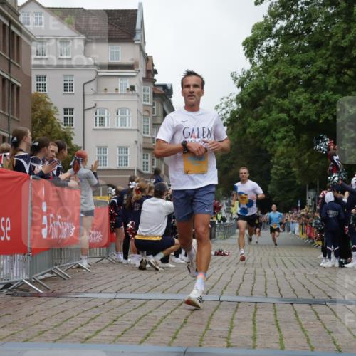 13.09.2026 - Kiel Lauf Yannick Fuchs http://msf.ph/oto/10469982 13.09.2026 10:23:44 Ziel 716, 2937, 716, 3465, 4645, 6302, 8809, 10568, 9678, 10568 meine-sportfotos.de