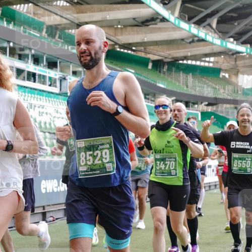 13.09.2026 - 21. swb-Marathon Bremen Michael Burmester http://msf.ph/oto/10470170 13.09.2026 13:14:13 Laufen im Stadion 183, 270, 278, 300, 349, 414, 460, 576, 600, 631, 695, 702, 768, 933, 950, 956, 1005, 1008, 1143, 1392, 1408, 1426, 1573, 1596, 1641, 1818, 1819, 1991, 2024, 2035, 2079, 2233, 2264, 2314, 2387, 2412, 2439, 2457, 2461, 2478, 2494, 2521, 2540, 2564, 2612, 2665, 2684, 2690, 2691, 2693, 2737, 2773, 2792, 2816, 2829, 2838, 2861, 2865, 2884, 2887, 2921, 2972, 2978, 3016, 3111, 3209, 3253, 3277, 3293, 3304, 3313, 3355, 3378, 3405, 3428, 3653, 3661, 3680, 4034, 4080, 4306 meine-sportfotos.de