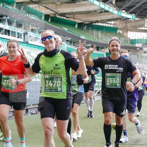 13.09.2026 - 21. swb-Marathon Bremen Michael Burmester http://msf.ph/oto/10470224 13.09.2026 13:14:14 Laufen im Stadion 183, 270, 278, 300, 349, 414, 460, 576, 600, 631, 695, 702, 768, 933, 950, 956, 1005, 1008, 1047, 1143, 1392, 1408, 1426, 1573, 1596, 1641, 1818, 1819, 1991, 2024, 2035, 2079, 2233, 2314, 2387, 2412, 2439, 2457, 2461, 2478, 2494, 2521, 2540, 2564, 2612, 2665, 2684, 2690, 2691, 2693, 2737, 2773, 2792, 2816, 2829, 2838, 2861, 2865, 2884, 2887, 2921, 2972, 2978, 3016, 3111, 3209, 3253, 3277, 3293, 3304, 3313, 3355, 3378, 3405, 3428, 3653, 3661, 3680, 4034, 4080, 4306, 703 meine-sportfotos.de