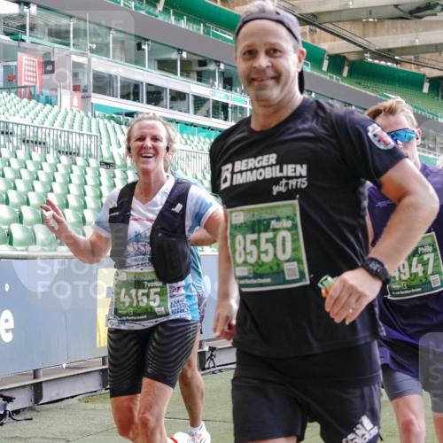 13.09.2026 - 21. swb-Marathon Bremen Michael Burmester http://msf.ph/oto/10470309 13.09.2026 13:14:16 Laufen im Stadion 183, 270, 278, 300, 349, 414, 460, 576, 600, 631, 695, 702, 768, 933, 950, 956, 1005, 1008, 1047, 1143, 1392, 1408, 1426, 1573, 1596, 1641, 1818, 1819, 1991, 2024, 2035, 2079, 2233, 2314, 2387, 2412, 2439, 2457, 2461, 2478, 2494, 2521, 2540, 2564, 2612, 2665, 2690, 2691, 2693, 2737, 2773, 2792, 2816, 2829, 2838, 2861, 2865, 2884, 2887, 2921, 2972, 2978, 3016, 3111, 3209, 3253, 3277, 3293, 3304, 3313, 3355, 3378, 3405, 3428, 3653, 3661, 3680, 4034, 4080, 4306, 703 meine-sportfotos.de