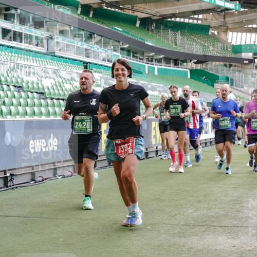 13.09.2026 - 21. swb-Marathon Bremen Michael Burmester http://msf.ph/oto/10470670 13.09.2026 13:14:22 Laufen im Stadion 266, 270, 278, 300, 349, 414, 460, 576, 600, 631, 695, 702, 768, 950, 956, 1005, 1008, 1047, 1143, 1392, 1408, 1426, 1573, 1596, 1641, 1818, 1819, 1991, 2024, 2035, 2079, 2233, 2314, 2387, 2412, 2439, 2457, 2461, 2466, 2484, 2494, 2521, 2540, 2564, 2612, 2665, 2690, 2691, 2693, 2737, 2773, 2792, 2816, 2829, 2838, 2861, 2865, 2884, 2887, 2921, 2972, 2978, 3016, 3111, 3209, 3253, 3277, 3304, 3313, 3355, 3378, 3405, 3428, 3653, 3661, 3670, 3680, 4034, 4080, 4306, 703 meine-sportfotos.de