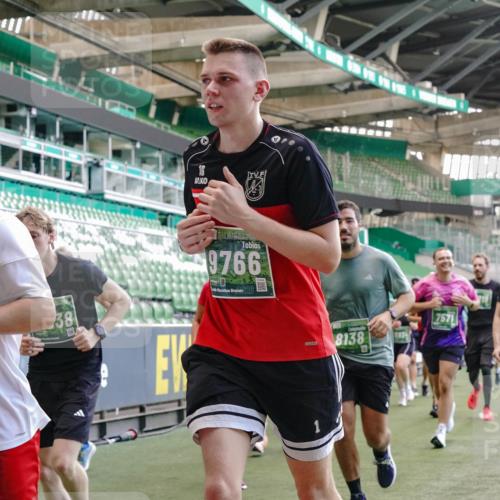 13.09.2026 - 21. swb-Marathon Bremen Michael Burmester http://msf.ph/oto/10470932 13.09.2026 13:14:28 Laufen im Stadion 266, 270, 278, 300, 349, 414, 460, 576, 600, 631, 702, 768, 950, 956, 1005, 1008, 1047, 1143, 1392, 1408, 1426, 1573, 1596, 1641, 1818, 1819, 1991, 2024, 2035, 2079, 2233, 2235, 2314, 2359, 2387, 2412, 2439, 2457, 2466, 2484, 2494, 2521, 2540, 2564, 2612, 2665, 2690, 2691, 2693, 2737, 2773, 2816, 2829, 2838, 2861, 2865, 2884, 2887, 2921, 2958, 2972, 2978, 3016, 3111, 3209, 3253, 3277, 3304, 3313, 3355, 3378, 3405, 3428, 3653, 3661, 3670, 3680, 4034, 4080, 4306, 703 meine-sportfotos.de