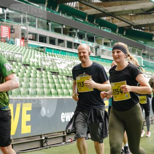 13.09.2026 - 21. swb-Marathon Bremen Michael Burmester http://msf.ph/oto/10470938 13.09.2026 10:36:42 Laufen im Stadion 10092, 10150, 10152, 10153, 10154, 10160, 10173, 10175, 10181, 10182, 10186, 10187, 10195, 10198, 10237, 10245, 10251, 10257, 10263, 10272, 10275, 10278, 10291, 10296, 10306, 10309, 10315, 10327, 10331, 10332, 10338, 10357, 10377, 10382, 10390, 10403, 10409, 10411, 10420, 10429, 10439, 10444, 10473, 10477, 10481, 10492, 10497, 10500, 10516, 10531, 10560, 10569, 10598, 10607, 10613, 10617, 10633, 10636, 10647, 10648, 10659, 10663, 10671, 10672, 10674 meine-sportfotos.de