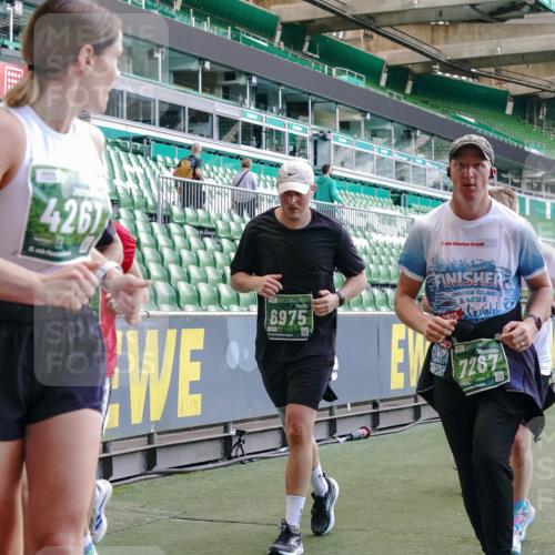 13.09.2026 - 21. swb-Marathon Bremen Michael Burmester http://msf.ph/oto/10471225 13.09.2026 13:14:35 Laufen im Stadion 263, 266, 270, 278, 300, 414, 460, 576, 600, 631, 768, 950, 956, 1005, 1008, 1047, 1143, 1392, 1408, 1426, 1573, 1596, 1818, 1819, 1991, 2024, 2035, 2079, 2233, 2235, 2314, 2359, 2387, 2412, 2457, 2466, 2484, 2494, 2521, 2540, 2564, 2612, 2665, 2690, 2691, 2693, 2737, 2760, 2773, 2816, 2829, 2838, 2859, 2861, 2865, 2887, 2921, 2958, 2972, 2978, 3016, 3111, 3209, 3277, 3304, 3313, 3355, 3378, 3405, 3428, 3653, 3661, 3670, 3680, 3829, 4034, 4080, 4306, 703 meine-sportfotos.de