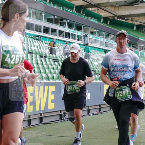 13.09.2026 - 21. swb-Marathon Bremen Michael Burmester http://msf.ph/oto/10471236 13.09.2026 13:14:35 Laufen im Stadion 263, 266, 270, 278, 300, 414, 460, 576, 600, 631, 768, 950, 956, 1005, 1008, 1047, 1143, 1392, 1408, 1426, 1573, 1596, 1818, 1819, 1991, 2024, 2035, 2079, 2233, 2235, 2314, 2359, 2387, 2412, 2457, 2466, 2484, 2494, 2521, 2540, 2564, 2612, 2665, 2690, 2691, 2693, 2737, 2760, 2773, 2816, 2829, 2838, 2859, 2861, 2865, 2887, 2921, 2958, 2972, 2978, 3016, 3111, 3209, 3277, 3304, 3313, 3355, 3378, 3405, 3428, 3653, 3661, 3670, 3680, 3829, 4034, 4080, 4306, 703 meine-sportfotos.de