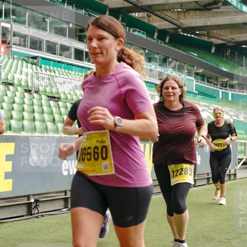 13.09.2026 - 21. swb-Marathon Bremen Michael Burmester http://msf.ph/oto/10471590 13.09.2026 10:37:02 Laufen im Stadion 10090, 10091, 10092, 10150, 10152, 10153, 10154, 10160, 10182, 10186, 10187, 10195, 10198, 10237, 10251, 10257, 10263, 10272, 10273, 10274, 10275, 10278, 10283, 10291, 10296, 10306, 10315, 10323, 10327, 10331, 10332, 10338, 10357, 10382, 10390, 10403, 10409, 10411, 10420, 10429, 10439, 10444, 10473, 10477, 10481, 10488, 10497, 10500, 10516, 10531, 10560, 10569, 10598, 10607, 10613, 10617, 10633, 10647, 10648, 10659, 10663, 10671, 10672, 10674 meine-sportfotos.de