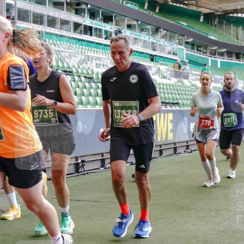 13.09.2026 - 21. swb-Marathon Bremen Michael Burmester http://msf.ph/oto/10471648 13.09.2026 13:14:48 Laufen im Stadion 263, 266, 270, 300, 414, 460, 600, 631, 768, 956, 1008, 1047, 1392, 1408, 1426, 1573, 1596, 1818, 1819, 2024, 2035, 2079, 2233, 2235, 2314, 2359, 2385, 2386, 2387, 2412, 2457, 2466, 2484, 2494, 2521, 2540, 2564, 2667, 2690, 2691, 2693, 2737, 2760, 2783, 2829, 2838, 2859, 2861, 2865, 2874, 2887, 2958, 2972, 2978, 3111, 3157, 3185, 3209, 3277, 3304, 3355, 3378, 3405, 3428, 3653, 3661, 3670, 3680, 3829, 4034, 4080, 4306, 703 meine-sportfotos.de