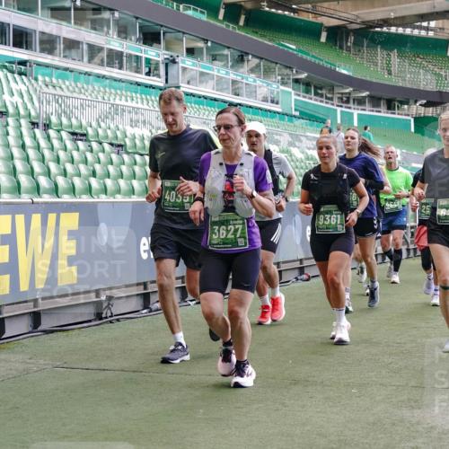 13.09.2026 - 21. swb-Marathon Bremen Michael Burmester http://msf.ph/oto/10471848 13.09.2026 13:14:53 Laufen im Stadion 263, 266, 300, 414, 460, 600, 631, 768, 956, 1008, 1047, 1392, 1408, 1573, 1596, 1818, 1819, 2024, 2035, 2079, 2233, 2235, 2314, 2359, 2385, 2386, 2387, 2412, 2457, 2466, 2484, 2494, 2521, 2540, 2564, 2667, 2690, 2691, 2693, 2737, 2760, 2783, 2829, 2838, 2859, 2861, 2865, 2874, 2887, 2958, 2972, 2978, 3075, 3111, 3157, 3165, 3185, 3209, 3265, 3304, 3355, 3378, 3405, 3428, 3653, 3661, 3670, 3680, 3829, 4034, 4080, 4306, 703 meine-sportfotos.de