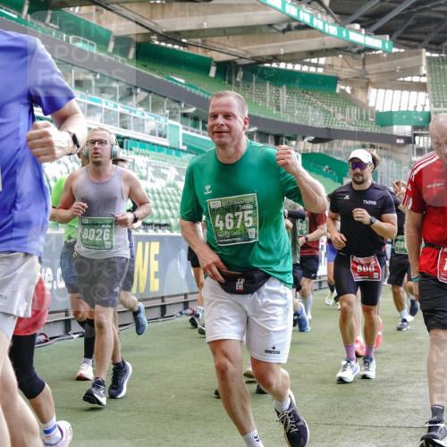 13.09.2026 - 21. swb-Marathon Bremen Michael Burmester http://msf.ph/oto/10472025 13.09.2026 13:14:57 Laufen im Stadion 143, 263, 266, 300, 414, 460, 600, 631, 768, 956, 1008, 1047, 1392, 1408, 1573, 1596, 1818, 1819, 1874, 2024, 2035, 2079, 2233, 2235, 2314, 2359, 2385, 2386, 2387, 2412, 2457, 2466, 2484, 2494, 2521, 2540, 2564, 2667, 2690, 2691, 2693, 2737, 2760, 2783, 2829, 2838, 2859, 2861, 2865, 2874, 2887, 2958, 2972, 2978, 3075, 3111, 3157, 3165, 3185, 3209, 3265, 3304, 3355, 3378, 3382, 3405, 3428, 3653, 3661, 3670, 3680, 3829, 4034, 4080, 4306, 703 meine-sportfotos.de