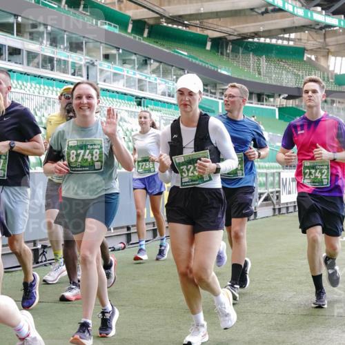 13.09.2026 - 21. swb-Marathon Bremen Michael Burmester http://msf.ph/oto/10472347 13.09.2026 13:15:07 Laufen im Stadion 143, 263, 266, 300, 414, 460, 598, 631, 768, 956, 1008, 1047, 1392, 1408, 1573, 1818, 1819, 1874, 2013, 2024, 2035, 2218, 2233, 2235, 2314, 2359, 2385, 2386, 2387, 2412, 2457, 2466, 2468, 2484, 2494, 2521, 2540, 2564, 2667, 2690, 2691, 2693, 2737, 2760, 2783, 2829, 2838, 2859, 2861, 2865, 2874, 2887, 2958, 2978, 3001, 3075, 3111, 3157, 3165, 3185, 3209, 3237, 3265, 3304, 3355, 3378, 3382, 3405, 3428, 3486, 3653, 3661, 3670, 3680, 3829, 4034, 4080, 4306, 703 meine-sportfotos.de