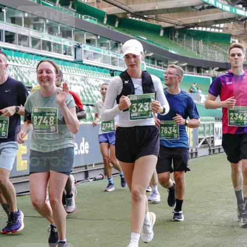 13.09.2026 - 21. swb-Marathon Bremen Michael Burmester http://msf.ph/oto/10472369 13.09.2026 13:15:07 Laufen im Stadion 143, 263, 266, 300, 414, 460, 598, 631, 768, 956, 1008, 1047, 1392, 1408, 1573, 1818, 1819, 1874, 2013, 2024, 2035, 2218, 2233, 2235, 2314, 2359, 2385, 2386, 2387, 2412, 2457, 2466, 2468, 2484, 2494, 2521, 2540, 2564, 2667, 2690, 2691, 2693, 2737, 2760, 2783, 2829, 2838, 2859, 2861, 2865, 2874, 2887, 2958, 2978, 3001, 3075, 3111, 3157, 3165, 3185, 3209, 3237, 3265, 3304, 3355, 3378, 3382, 3405, 3428, 3486, 3653, 3661, 3670, 3680, 3829, 4034, 4080, 4306, 703 meine-sportfotos.de