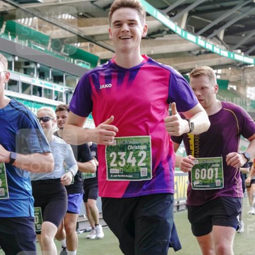 13.09.2026 - 21. swb-Marathon Bremen Michael Burmester http://msf.ph/oto/10472443 13.09.2026 13:15:08 Laufen im Stadion 143, 263, 266, 300, 414, 460, 598, 631, 768, 956, 1008, 1047, 1392, 1408, 1573, 1818, 1819, 1874, 2013, 2024, 2035, 2218, 2233, 2235, 2314, 2359, 2385, 2386, 2387, 2412, 2457, 2466, 2468, 2484, 2494, 2521, 2540, 2564, 2667, 2690, 2691, 2693, 2737, 2760, 2783, 2829, 2838, 2859, 2861, 2865, 2874, 2887, 2958, 2978, 3001, 3075, 3111, 3157, 3165, 3185, 3209, 3237, 3265, 3304, 3355, 3378, 3382, 3405, 3428, 3486, 3653, 3661, 3670, 3680, 3829, 4034, 4080, 4306, 703 meine-sportfotos.de