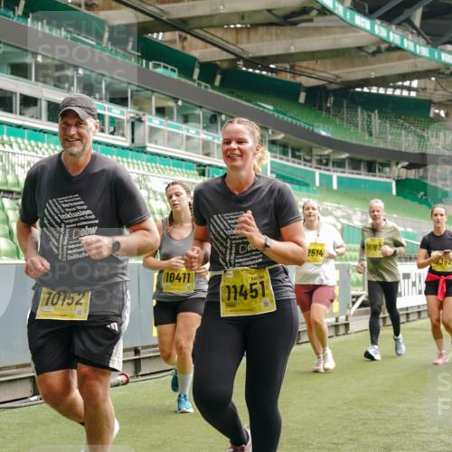 13.09.2026 - 21. swb-Marathon Bremen Michael Burmester http://msf.ph/oto/10472517 13.09.2026 10:37:28 Laufen im Stadion 10090, 10091, 10092, 10150, 10153, 10154, 10160, 10186, 10187, 10190, 10198, 10205, 10237, 10251, 10257, 10263, 10272, 10273, 10274, 10275, 10278, 10283, 10291, 10296, 10305, 10315, 10323, 10327, 10331, 10332, 10338, 10370, 10375, 10376, 10382, 10390, 10403, 10411, 10420, 10429, 10432, 10439, 10444, 10465, 10481, 10488, 10497, 10500, 10516, 10531, 10560, 10569, 10598, 10607, 10613, 10633, 10647, 10648, 10654, 10659, 10663, 10674, 10823 meine-sportfotos.de