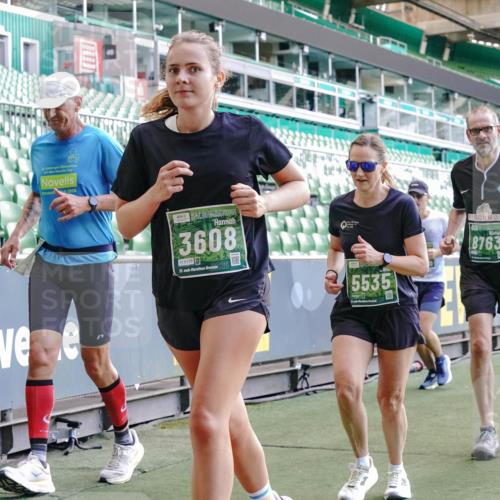 13.09.2026 - 21. swb-Marathon Bremen Michael Burmester http://msf.ph/oto/10472644 13.09.2026 13:15:14 Laufen im Stadion 143, 263, 266, 300, 414, 460, 598, 612, 631, 653, 768, 956, 1008, 1047, 1392, 1408, 1573, 1818, 1819, 1874, 2013, 2024, 2218, 2233, 2235, 2314, 2359, 2385, 2386, 2412, 2466, 2468, 2484, 2494, 2521, 2540, 2564, 2667, 2678, 2690, 2691, 2693, 2737, 2760, 2783, 2829, 2838, 2859, 2861, 2865, 2874, 2887, 2958, 2978, 3001, 3075, 3111, 3157, 3165, 3185, 3237, 3265, 3304, 3355, 3378, 3382, 3405, 3428, 3486, 3512, 3653, 3661, 3670, 3680, 3829, 4034, 4080, 4306, 703 meine-sportfotos.de