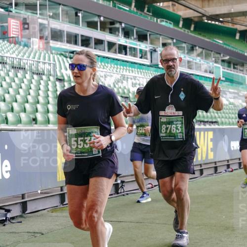 13.09.2026 - 21. swb-Marathon Bremen Michael Burmester http://msf.ph/oto/10472668 13.09.2026 13:15:15 Laufen im Stadion 143, 263, 266, 300, 414, 460, 598, 612, 631, 653, 768, 956, 1008, 1047, 1392, 1408, 1573, 1818, 1819, 1874, 2013, 2024, 2218, 2233, 2235, 2314, 2359, 2385, 2386, 2412, 2466, 2468, 2484, 2494, 2521, 2540, 2564, 2667, 2678, 2690, 2691, 2737, 2760, 2783, 2829, 2838, 2859, 2861, 2865, 2874, 2887, 2958, 2978, 3001, 3075, 3157, 3165, 3185, 3237, 3265, 3355, 3378, 3382, 3405, 3428, 3486, 3512, 3653, 3661, 3670, 3680, 3829, 4034, 4080, 4306, 703 meine-sportfotos.de