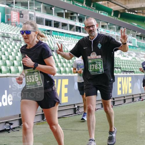 13.09.2026 - 21. swb-Marathon Bremen Michael Burmester http://msf.ph/oto/10472683 13.09.2026 13:15:15 Laufen im Stadion 143, 263, 266, 300, 414, 460, 598, 612, 631, 653, 768, 956, 1008, 1047, 1392, 1408, 1573, 1818, 1819, 1874, 2013, 2024, 2218, 2233, 2235, 2314, 2359, 2385, 2386, 2412, 2466, 2468, 2484, 2494, 2521, 2540, 2564, 2667, 2678, 2690, 2691, 2737, 2760, 2783, 2829, 2838, 2859, 2861, 2865, 2874, 2887, 2958, 2978, 3001, 3075, 3157, 3165, 3185, 3237, 3265, 3355, 3378, 3382, 3405, 3428, 3486, 3512, 3653, 3661, 3670, 3680, 3829, 4034, 4080, 4306, 703 meine-sportfotos.de