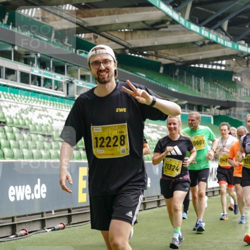 13.09.2026 - 21. swb-Marathon Bremen Michael Burmester http://msf.ph/oto/10472881 13.09.2026 10:37:38 Laufen im Stadion 10090, 10091, 10092, 10150, 10153, 10154, 10160, 10186, 10190, 10198, 10205, 10237, 10251, 10257, 10273, 10274, 10278, 10283, 10296, 10305, 10315, 10323, 10327, 10331, 10332, 10338, 10370, 10375, 10376, 10382, 10390, 10403, 10411, 10420, 10429, 10432, 10444, 10465, 10488, 10497, 10500, 10516, 10531, 10569, 10598, 10607, 10613, 10633, 10645, 10647, 10648, 10654, 10659, 10663, 10674, 10681, 10682, 10695, 10697, 10802, 10823 meine-sportfotos.de