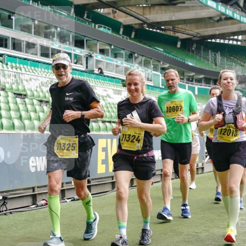 13.09.2026 - 21. swb-Marathon Bremen Michael Burmester http://msf.ph/oto/10472935 13.09.2026 10:37:39 Laufen im Stadion 10090, 10091, 10092, 10150, 10153, 10154, 10160, 10186, 10190, 10198, 10205, 10237, 10251, 10257, 10273, 10274, 10278, 10283, 10296, 10305, 10315, 10323, 10327, 10331, 10332, 10338, 10370, 10375, 10376, 10382, 10390, 10403, 10411, 10420, 10429, 10432, 10444, 10465, 10488, 10497, 10500, 10516, 10531, 10569, 10598, 10607, 10613, 10633, 10645, 10647, 10648, 10654, 10659, 10663, 10674, 10681, 10682, 10695, 10697, 10802, 10823 meine-sportfotos.de