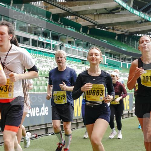 13.09.2026 - 21. swb-Marathon Bremen Michael Burmester http://msf.ph/oto/10473000 13.09.2026 10:37:42 Laufen im Stadion 10090, 10091, 10092, 10150, 10153, 10154, 10160, 10168, 10186, 10190, 10198, 10205, 10237, 10251, 10257, 10273, 10274, 10278, 10283, 10296, 10305, 10315, 10323, 10327, 10331, 10332, 10338, 10370, 10375, 10376, 10382, 10390, 10403, 10411, 10429, 10432, 10444, 10465, 10488, 10497, 10500, 10516, 10531, 10569, 10598, 10607, 10613, 10633, 10645, 10647, 10648, 10654, 10659, 10661, 10663, 10674, 10681, 10682, 10695, 10697, 10802, 10823 meine-sportfotos.de