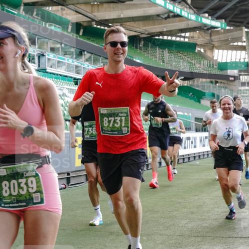 13.09.2026 - 21. swb-Marathon Bremen Michael Burmester http://msf.ph/oto/10473070 13.09.2026 13:15:25 Laufen im Stadion 143, 263, 266, 300, 414, 460, 598, 612, 653, 768, 956, 1008, 1047, 1392, 1408, 1573, 1818, 1819, 1874, 2013, 2024, 2218, 2233, 2235, 2314, 2351, 2359, 2385, 2386, 2466, 2468, 2484, 2494, 2521, 2564, 2664, 2667, 2678, 2690, 2691, 2698, 2737, 2760, 2783, 2799, 2829, 2838, 2846, 2859, 2861, 2865, 2874, 2887, 2958, 2978, 3001, 3075, 3133, 3157, 3165, 3185, 3237, 3265, 3331, 3355, 3378, 3382, 3405, 3428, 3486, 3512, 3653, 3670, 3680, 3829, 4034, 4080, 4306, 703 meine-sportfotos.de