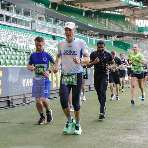 13.09.2026 - 21. swb-Marathon Bremen Michael Burmester http://msf.ph/oto/10473354 13.09.2026 13:15:33 Laufen im Stadion 143, 231, 263, 266, 300, 414, 598, 612, 653, 768, 956, 1008, 1047, 1185, 1818, 1819, 1874, 2013, 2218, 2233, 2235, 2314, 2351, 2359, 2385, 2386, 2466, 2468, 2484, 2494, 2564, 2579, 2664, 2667, 2678, 2690, 2691, 2698, 2737, 2760, 2783, 2799, 2829, 2838, 2846, 2859, 2861, 2865, 2874, 2887, 2958, 2978, 3001, 3075, 3133, 3157, 3165, 3185, 3237, 3265, 3331, 3355, 3382, 3387, 3405, 3428, 3486, 3512, 3670, 3680, 3829, 4034, 4080, 4306, 703 meine-sportfotos.de