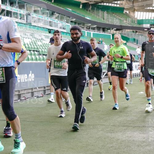13.09.2026 - 21. swb-Marathon Bremen Michael Burmester http://msf.ph/oto/10473377 13.09.2026 13:15:34 Laufen im Stadion 143, 231, 263, 266, 300, 414, 598, 612, 653, 768, 956, 1008, 1047, 1185, 1312, 1818, 1819, 1874, 2013, 2218, 2233, 2235, 2314, 2351, 2359, 2385, 2386, 2466, 2468, 2484, 2494, 2564, 2579, 2664, 2667, 2678, 2690, 2691, 2698, 2737, 2760, 2783, 2799, 2829, 2838, 2846, 2859, 2861, 2865, 2874, 2887, 2958, 2978, 3001, 3075, 3133, 3157, 3165, 3185, 3237, 3265, 3331, 3355, 3382, 3387, 3405, 3428, 3486, 3512, 3670, 3680, 3829, 4034, 4080, 4306, 703 meine-sportfotos.de