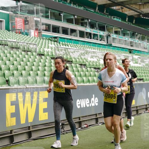 13.09.2026 - 21. swb-Marathon Bremen Michael Burmester http://msf.ph/oto/10473420 13.09.2026 10:37:53 Laufen im Stadion 10090, 10091, 10092, 10150, 10153, 10154, 10168, 10186, 10188, 10190, 10198, 10205, 10237, 10257, 10259, 10260, 10273, 10274, 10283, 10296, 10305, 10315, 10323, 10327, 10331, 10332, 10370, 10375, 10376, 10390, 10429, 10432, 10444, 10465, 10488, 10497, 10500, 10516, 10526, 10598, 10613, 10633, 10645, 10647, 10648, 10654, 10659, 10661, 10663, 10674, 10681, 10682, 10695, 10697, 10802, 10823 meine-sportfotos.de