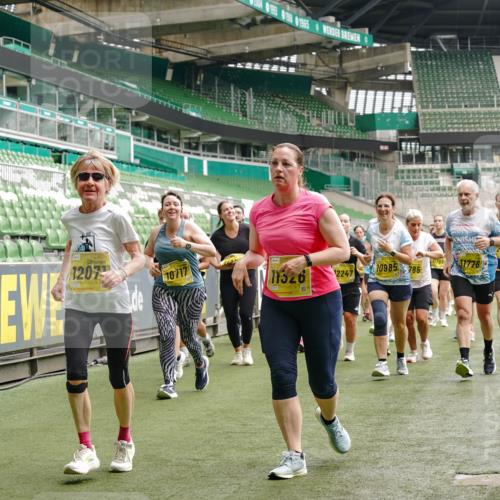 13.09.2026 - 21. swb-Marathon Bremen Michael Burmester http://msf.ph/oto/10473510 13.09.2026 10:37:55 Laufen im Stadion 10090, 10091, 10092, 10150, 10153, 10154, 10168, 10186, 10188, 10190, 10198, 10205, 10237, 10257, 10259, 10260, 10273, 10274, 10283, 10296, 10305, 10315, 10323, 10327, 10331, 10332, 10370, 10375, 10376, 10390, 10429, 10432, 10444, 10465, 10488, 10497, 10500, 10516, 10526, 10598, 10613, 10633, 10645, 10647, 10648, 10654, 10659, 10661, 10663, 10674, 10681, 10682, 10695, 10697, 10802, 10823 meine-sportfotos.de