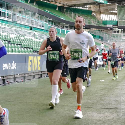 13.09.2026 - 21. swb-Marathon Bremen Michael Burmester http://msf.ph/oto/10473532 13.09.2026 13:15:39 Laufen im Stadion 143, 231, 263, 266, 300, 414, 598, 612, 653, 768, 956, 1008, 1047, 1185, 1312, 1465, 1818, 1819, 1874, 2013, 2218, 2235, 2314, 2351, 2359, 2385, 2386, 2466, 2468, 2484, 2494, 2579, 2664, 2667, 2678, 2690, 2691, 2698, 2737, 2760, 2783, 2799, 2829, 2838, 2846, 2859, 2861, 2865, 2874, 2887, 2958, 2974, 2978, 3001, 3075, 3133, 3157, 3165, 3185, 3237, 3265, 3331, 3355, 3382, 3387, 3428, 3486, 3512, 3670, 3680, 3829, 4034, 4080, 4306, 703 meine-sportfotos.de