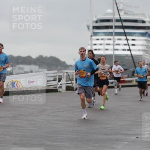 13.09.2026 - Kiel Lauf Andreas Tolksdorf http://msf.ph/oto/10473991 13.09.2026 11:45:21 Kiellinie 4, 6082, 1915, 3, 11803 meine-sportfotos.de
