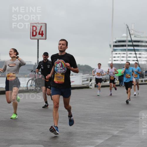 13.09.2026 - Kiel Lauf Andreas Tolksdorf http://msf.ph/oto/10474049 13.09.2026 11:45:25 Kiellinie 7373, 4, 11803, 3 meine-sportfotos.de
