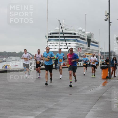 13.09.2026 - Kiel Lauf Andreas Tolksdorf http://msf.ph/oto/10474060 13.09.2026 11:45:26 Kiellinie 4, 3 meine-sportfotos.de